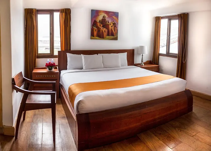 Hotel Waman Qorikancha 3*