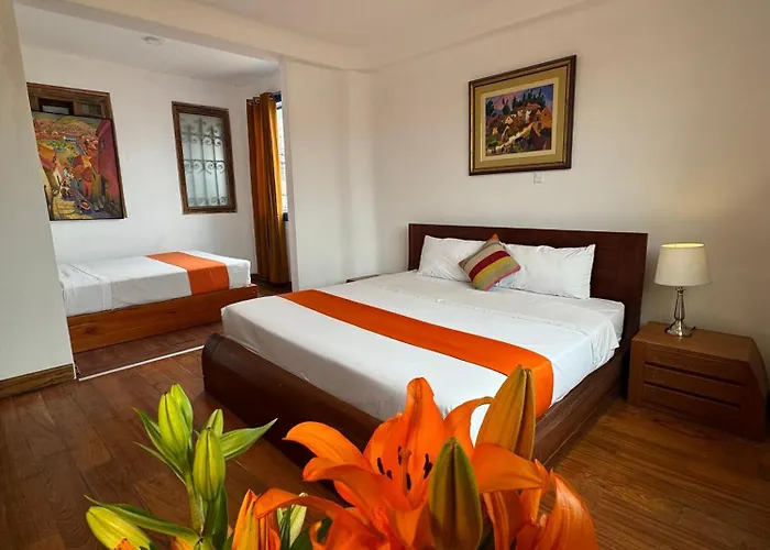 Waman Qorikancha Hotel