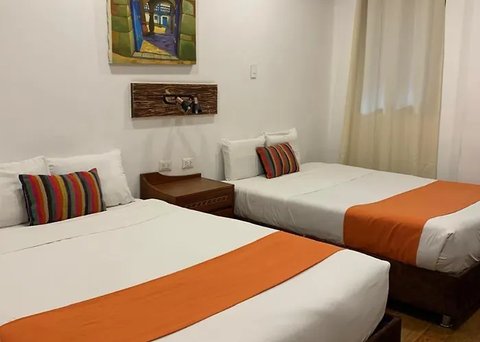 Hotel Waman Qorikancha 3*